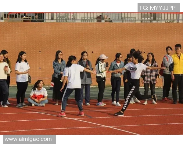 何思雨的成长之路：在风雨中绽放的青春故事与人生哲学