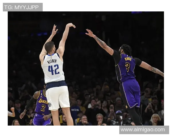 拉塞尔与凯尔特人对决历史回顾及精彩瞬间分析